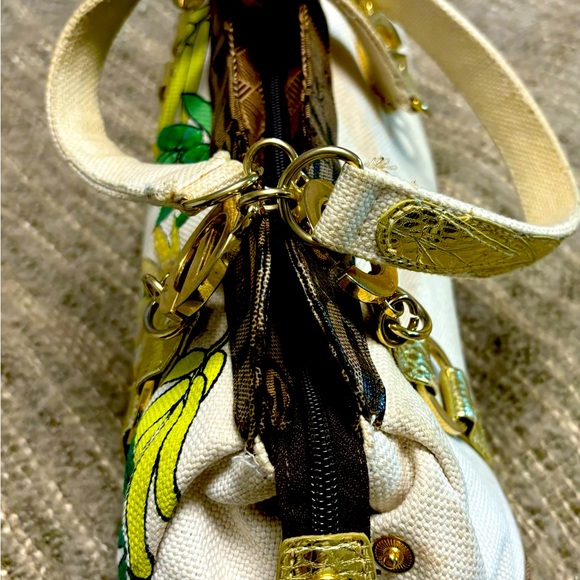 MarcEcko Purse - Picture 3 of 6